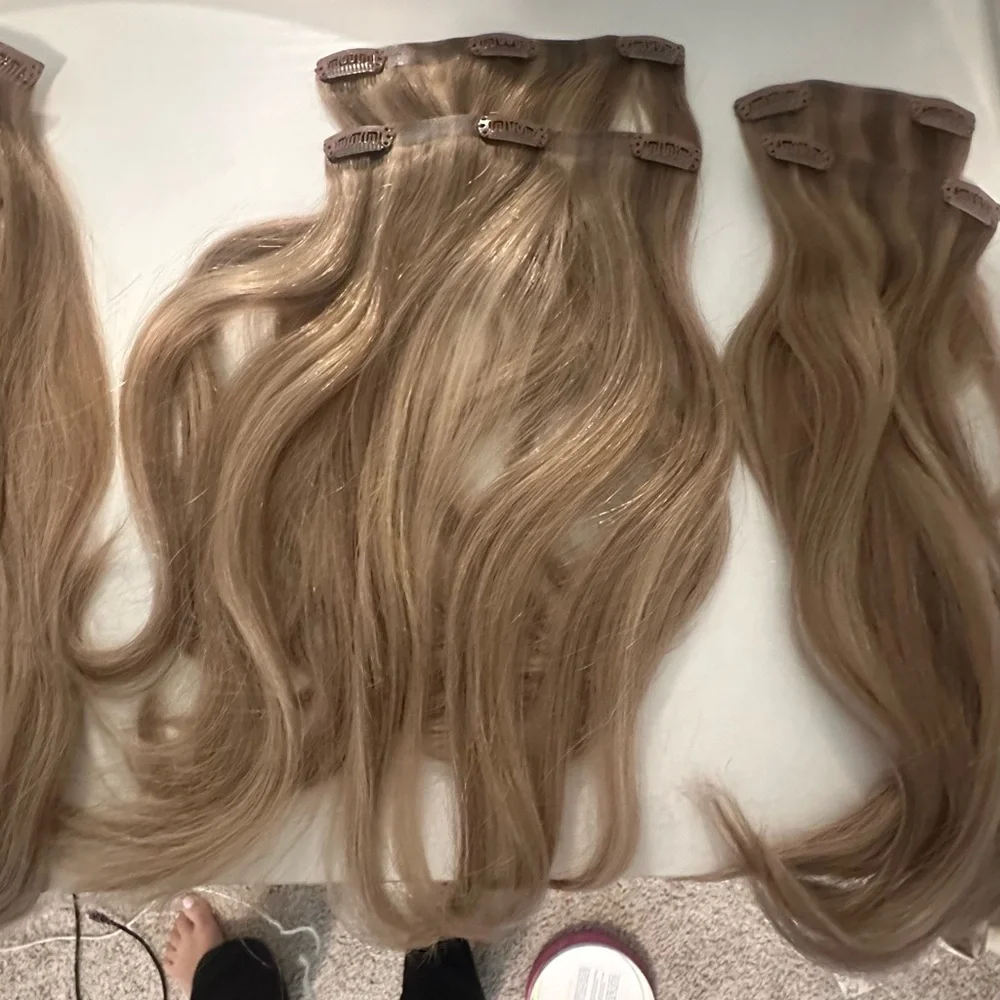 Luxy Hair Seamless Blonde Extensions, clip-ins